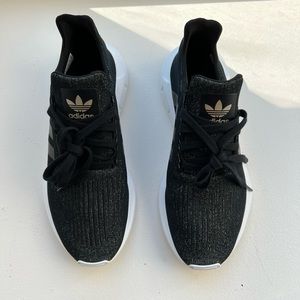 Women’s Adidas Swift Run shoes